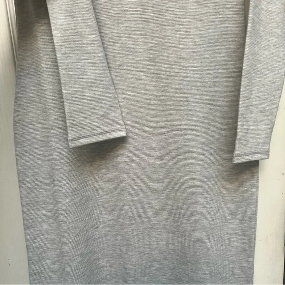 Aritzia Light Gray Long Sleeve Dress Soft-brushed jersey maxi dress size Large - Picture 6 of 8